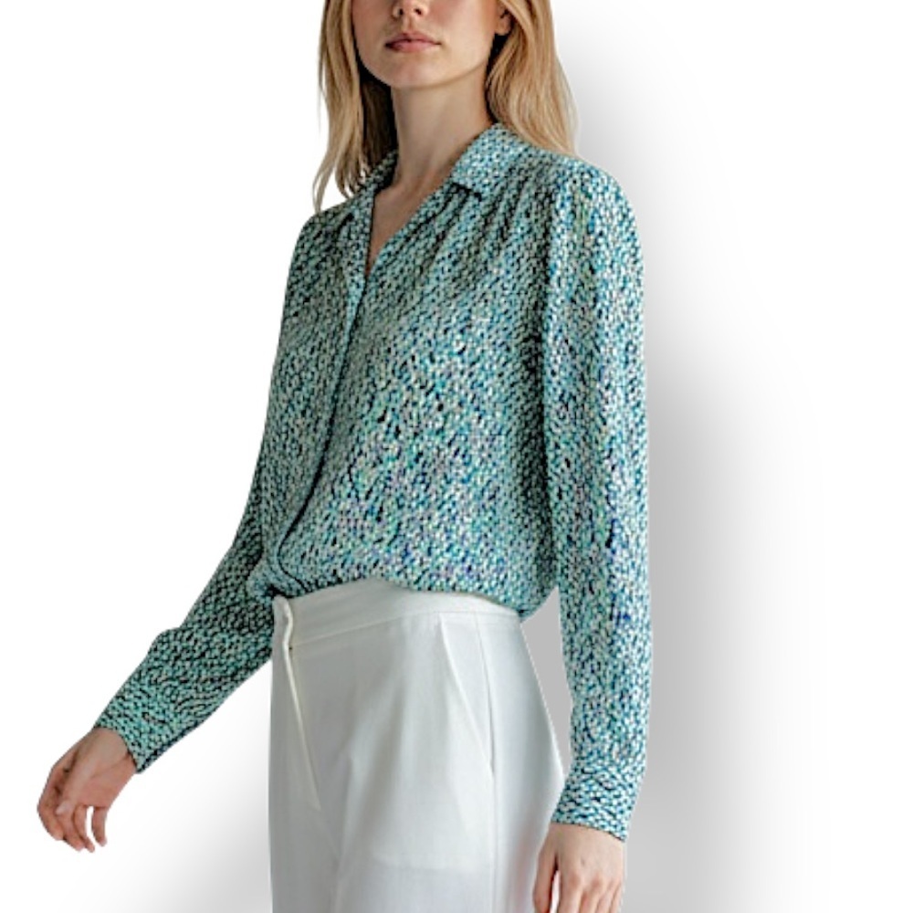 4/$20 Notations Geometric Print Button Front Blouse Blue Green - Petite 4